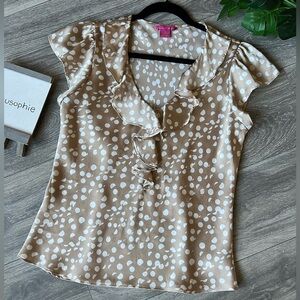 Sunny Leigh Tan and White Ruffle Blouse